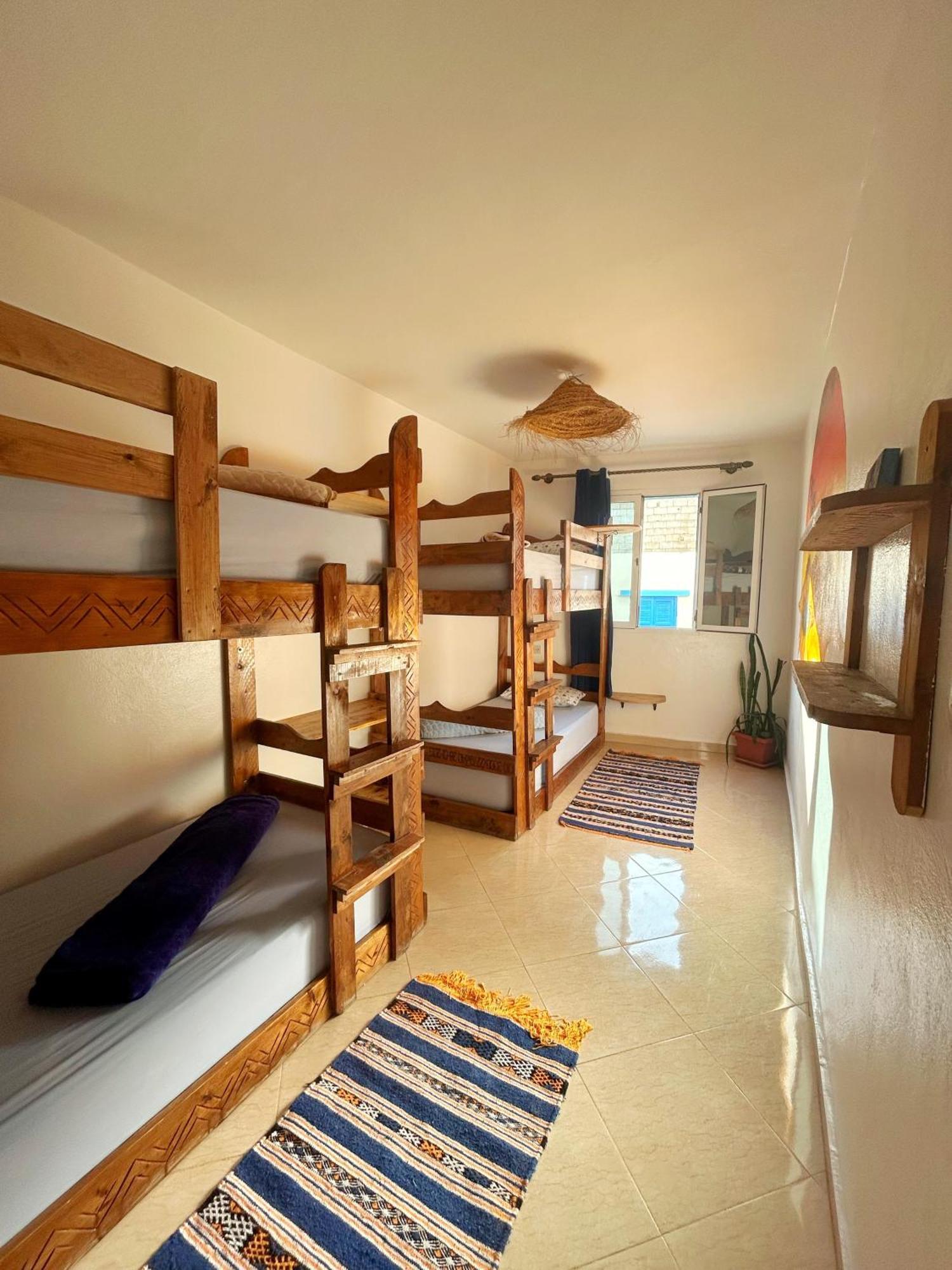 Tayought Surf House ทากาเซาท์ ภายนอก รูปภาพ