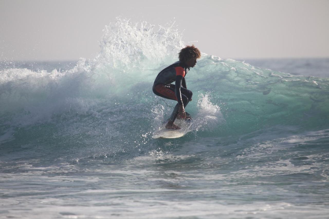 Tayought Surf House ทากาเซาท์ ภายนอก รูปภาพ
