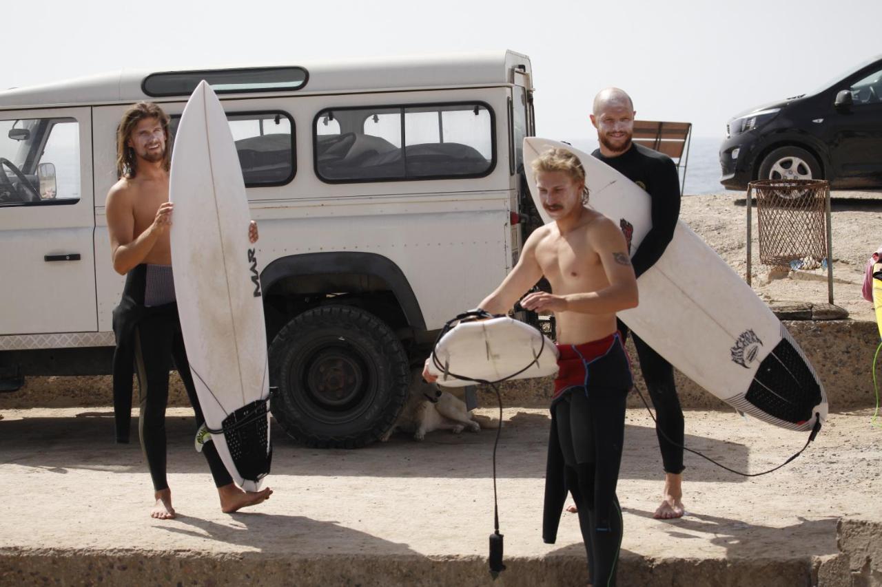 Tayought Surf House ทากาเซาท์ ภายนอก รูปภาพ